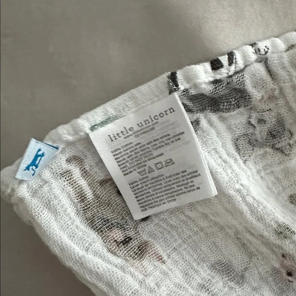 Little Unicorn Woof Muslin Swaddle - Picture 3 of 4